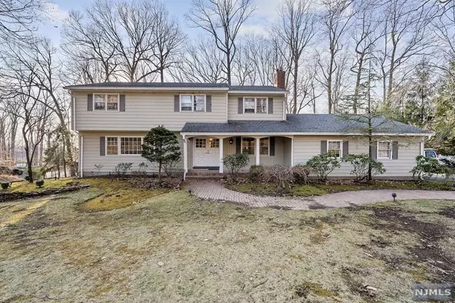 Upper Saddle River, NJ 07458,68 Huff Terrace