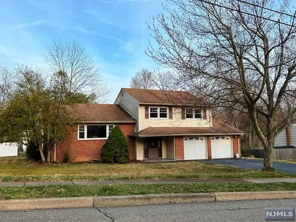 25 Mitchell Road, Par-troy Hills Twp., NJ 07054