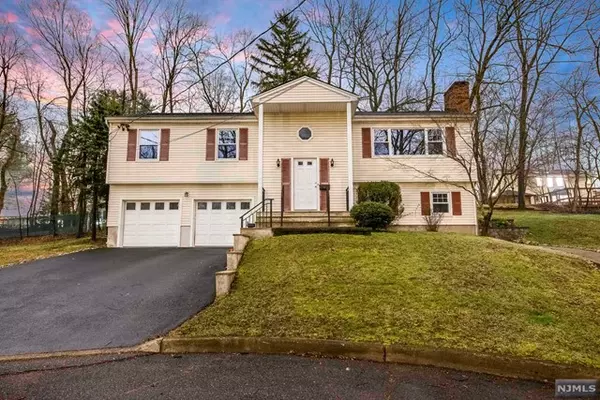 1 Mayforth Terrace, Demarest, NJ 07627