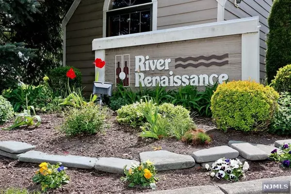 East Rutherford, NJ 07073,703 River Renaissance