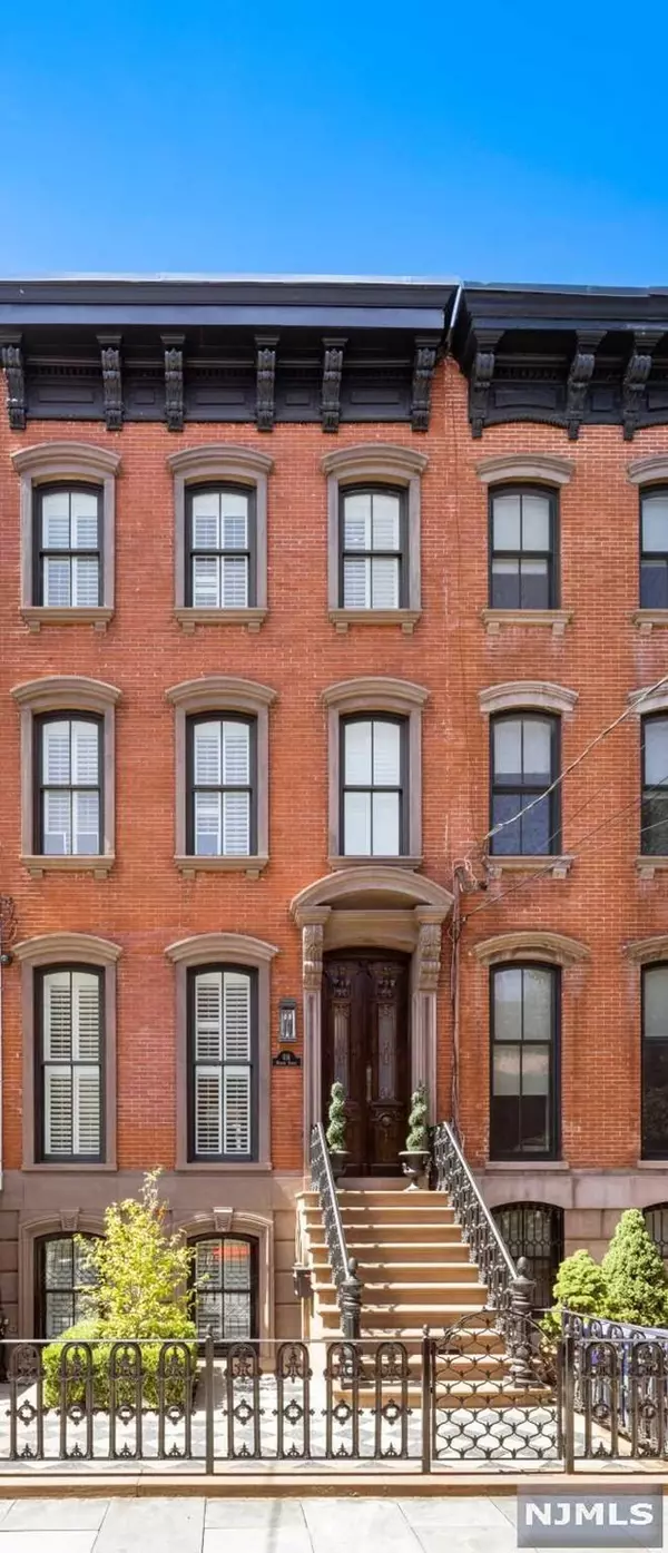 614 Hudson Street, Hoboken, NJ 07030