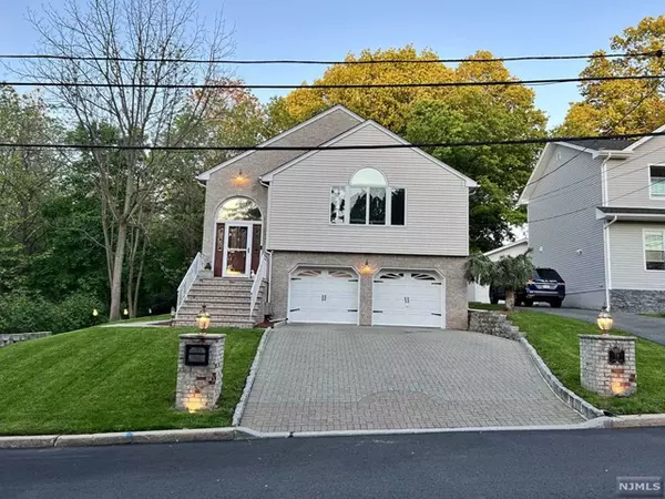 19 Lafayette Avenue, Dumont, NJ 07628