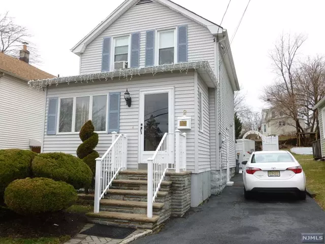 2 Locust Street, Nutley, NJ 07110