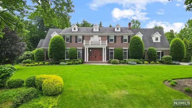 187 Oxford Drive, Tenafly, NJ 07670