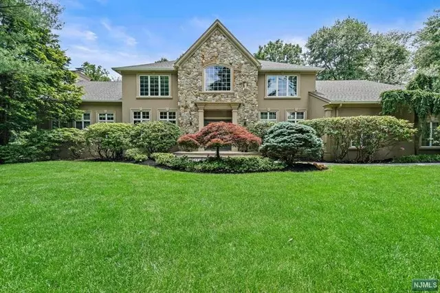 1 Hunter Ridge, Woodcliff Lake, NJ 07677