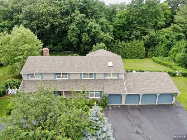 798 Huron Road, Franklin Lakes, NJ 07417