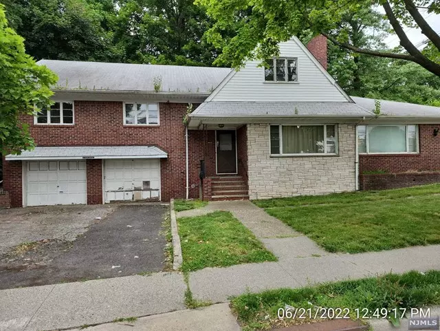 332 Teaneck Road, Teaneck, NJ 07666