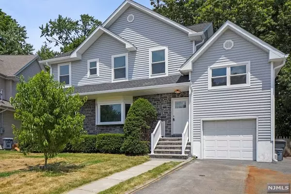 74 Patricia Place, Clifton, NJ 07012