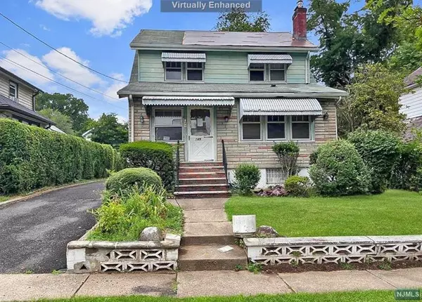 149 Howland Avenue, Teaneck, NJ 07666