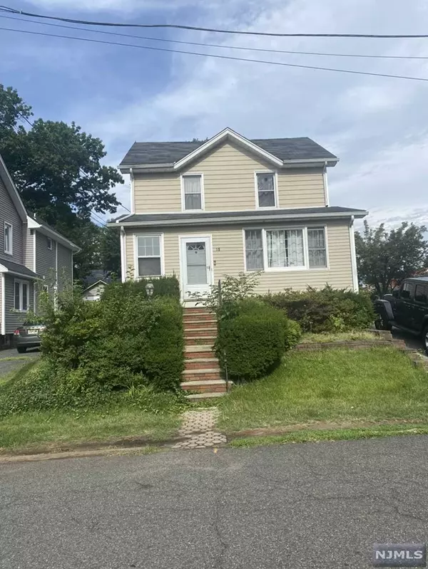 Dumont, NJ 07628,19 Bergman Terrace