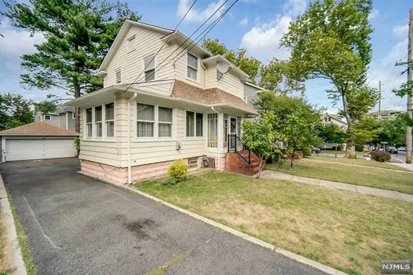 211 East Pierrepont Avenue, Rutherford, NJ 07070