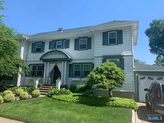 165 Garfield Place, Maplewood, NJ 07040