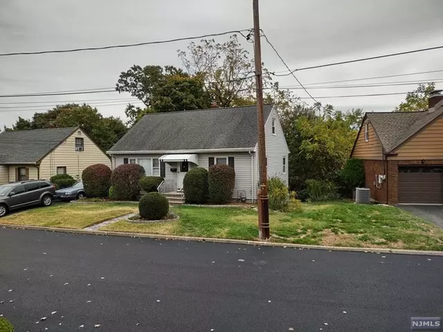 48 Hasbrouck Avenue, Hasbrouck Heights, NJ 07604