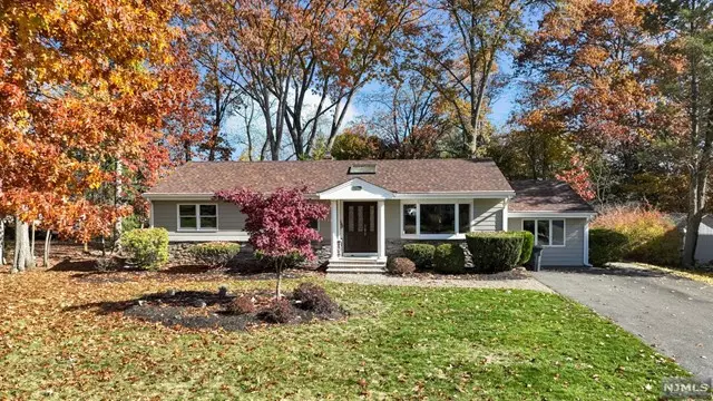 107 East Slope Road, Mahwah, NJ 07430