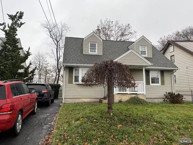 23 Miller Avenue, Elmwood Park, NJ 07407