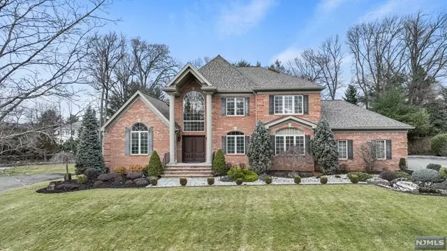 10 Ashley Place, Montville Township, NJ 07082