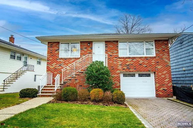 4 Henry Street, Englewood Cliffs, NJ 07632