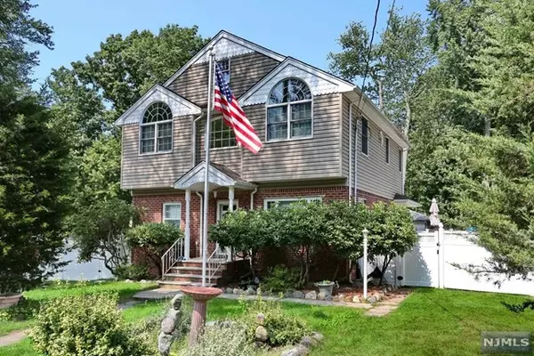 147 West Prospect Street, Waldwick, NJ 07463