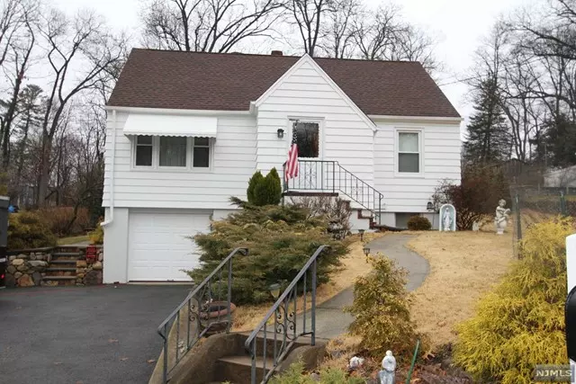 109 Terrace Avenue, North Haledon, NJ 07508