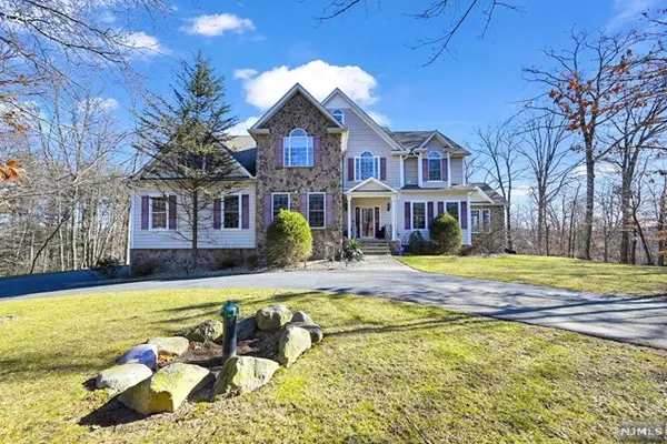 Rockaway Township, NJ 07866,15 Country Side Drive