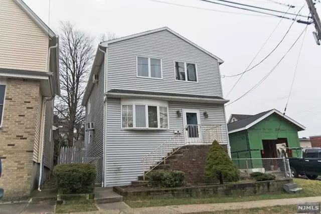 10 Dewey Street, Garfield, NJ 07026