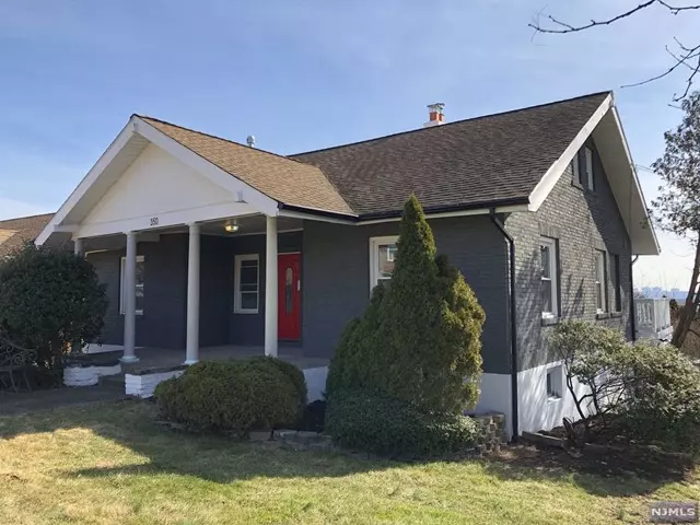 350 Terrace Avenue, Hasbrouck Heights, NJ 07604