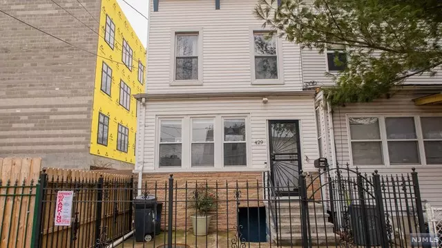 429 Mallory Avenue, Jersey City, NJ 07306