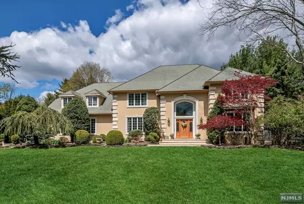 Upper Saddle River, NJ 07458,5 Sunflower Drive