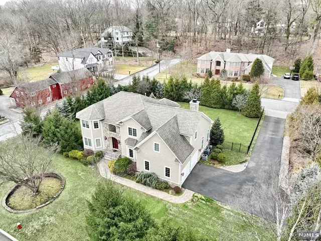 205 Pascack Road, Woodcliff Lake, NJ 07677