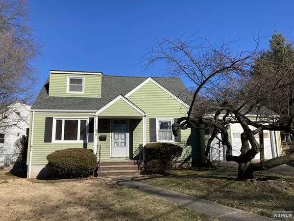 674 Briarcliff Avenue, Maywood, NJ 07607