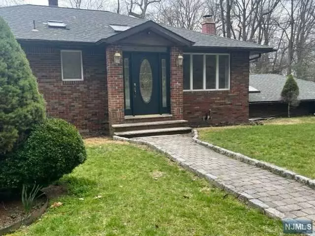 19 Warren Street, Lincoln Park Borough, NJ 07035