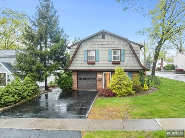 360 Hickory Street, Twp Of Washington, NJ 07676