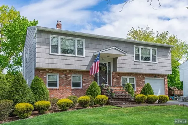 Pequannock Township, NJ 07444,10 Copley Court