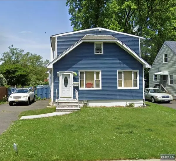 552 West 7th Avenue, Roselle, NJ 07203