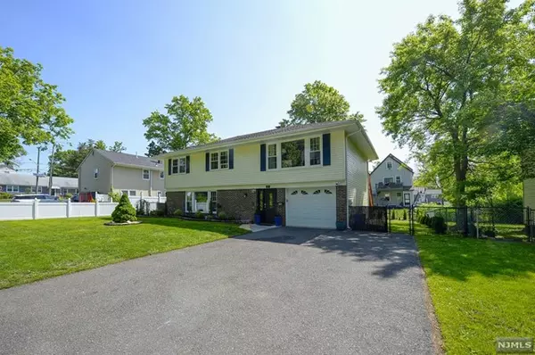 New Milford, NJ 07646,147 Pine Avenue