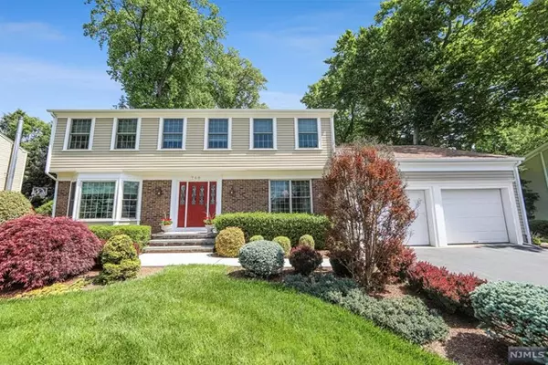 769 Battel Place, Oradell, NJ 07649