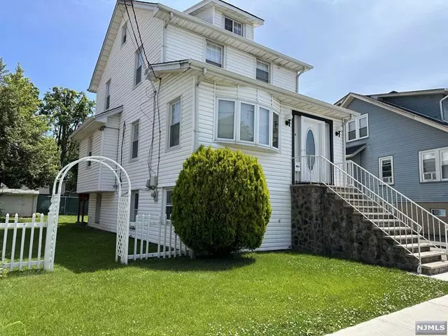 24 Helen Street, Little Ferry, NJ 07643