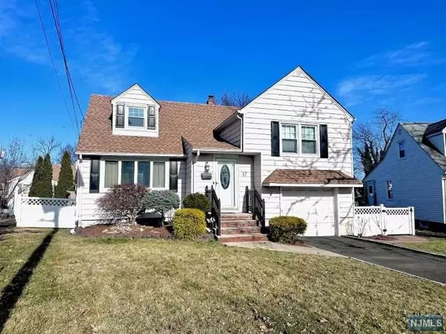 17 Evans Road, Bloomfield, NJ 07003