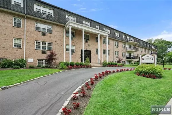 Westwood, NJ 07675,550 Fairview Avenue #104