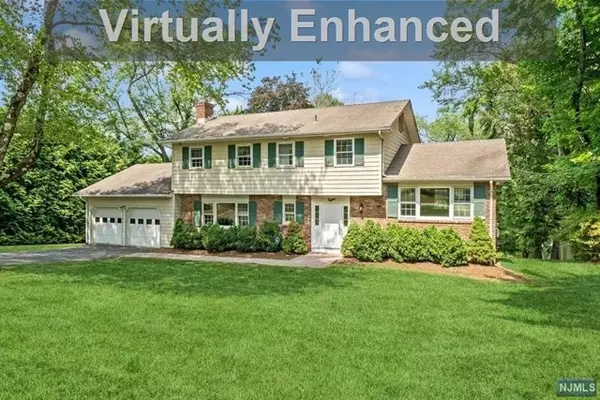 8 Franklin Road,  Mendham Borough,  NJ 07945