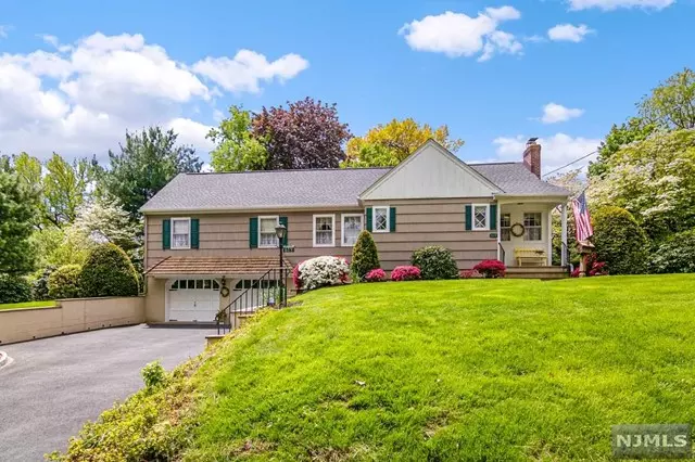 619 Schaefer Avenue, Oradell, NJ 07649