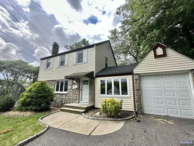 115 Voorhis Avenue, River Edge, NJ 07661