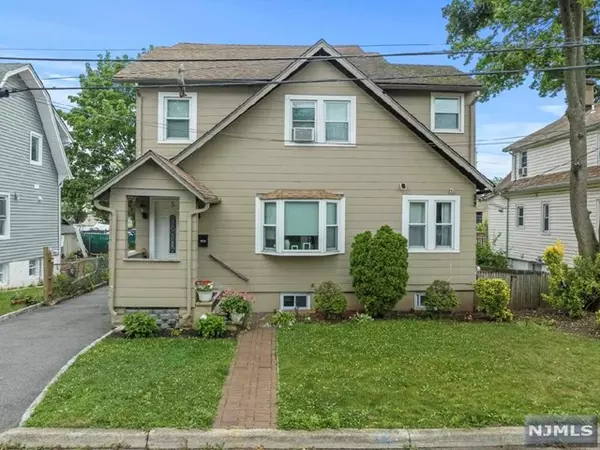 5 Arlington Avenue, Bergenfield, NJ 07621