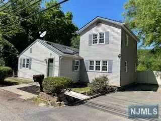 233 Little Falls Road, Fairfield, NJ 07004