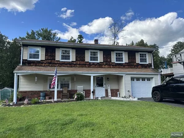 11 Borman Drive, Wanaque, NJ 07465