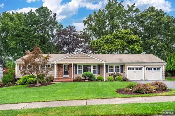 59 Darlington Drive, Wayne, NJ 07470