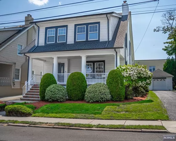 16 Alger Avenue, Hasbrouck Heights, NJ 07604