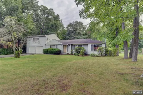 30 Minnisink Road, Wayne, NJ 07470