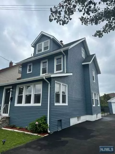 Clifton, NJ 07011,525 Highland Avenue