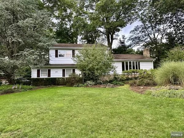 475 Mildred Place, Oradell, NJ 07649